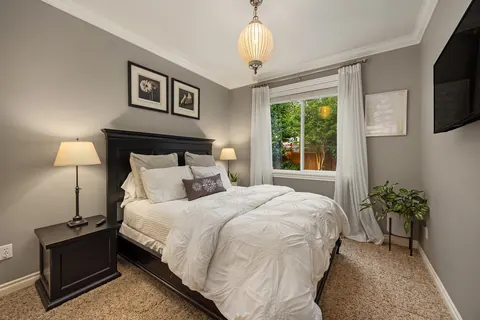 Guest bedroom with garden window
